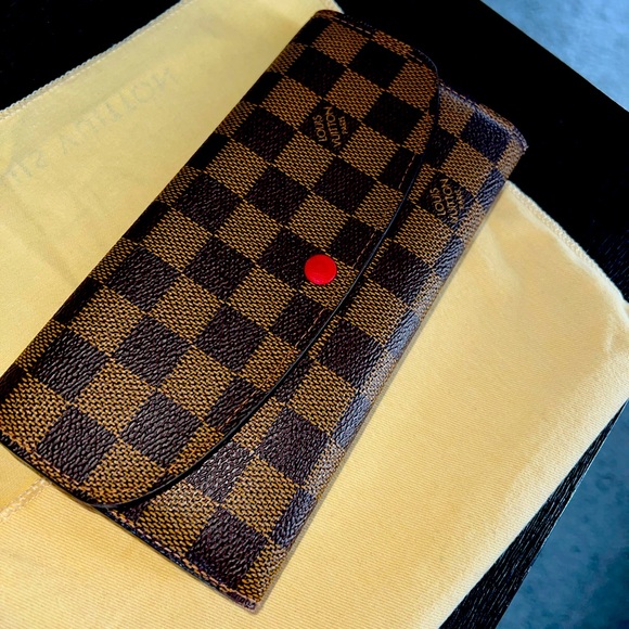 Authentic Louis Vuitton Emelie Wallet ❌SOLD❌ - Picture 1 of 9
